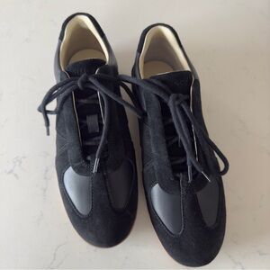 Vince Solaris Trainers in Suede/Leather retro Sneakers In black Size: 6